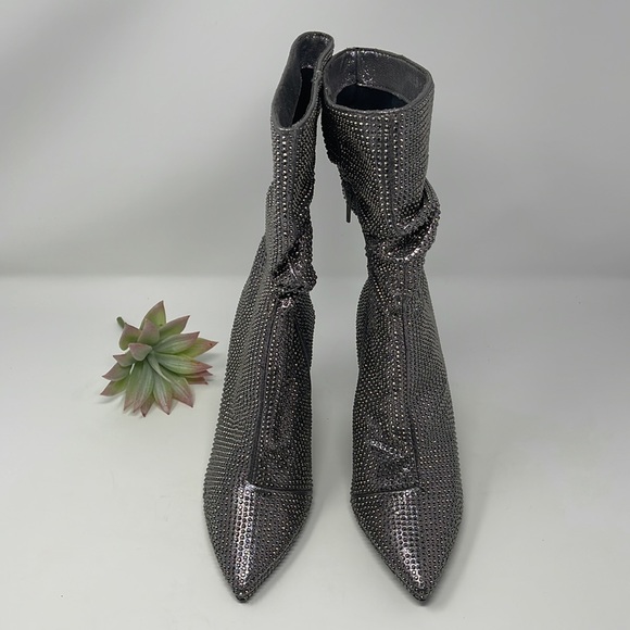 Thalia Sodi Raquell Booties - Picture 2 of 13